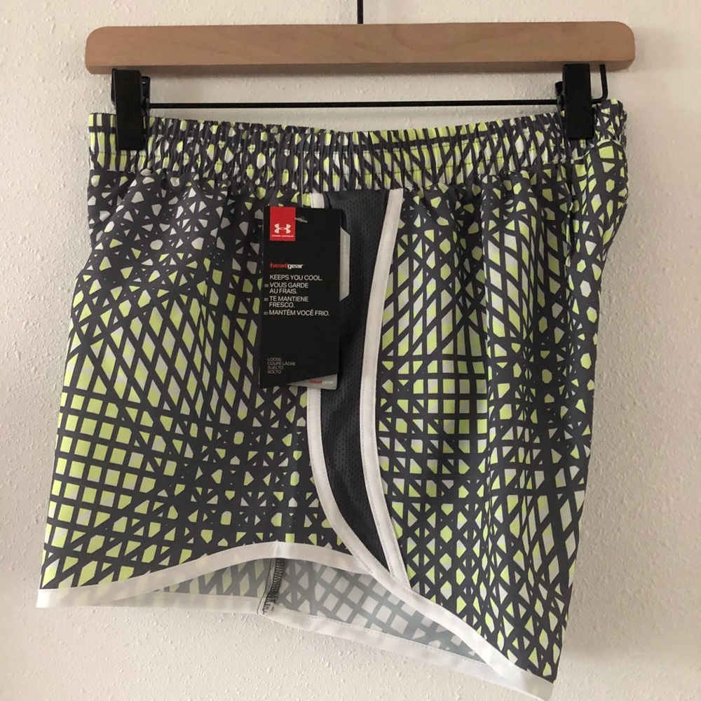Women’s under Armour running shorts